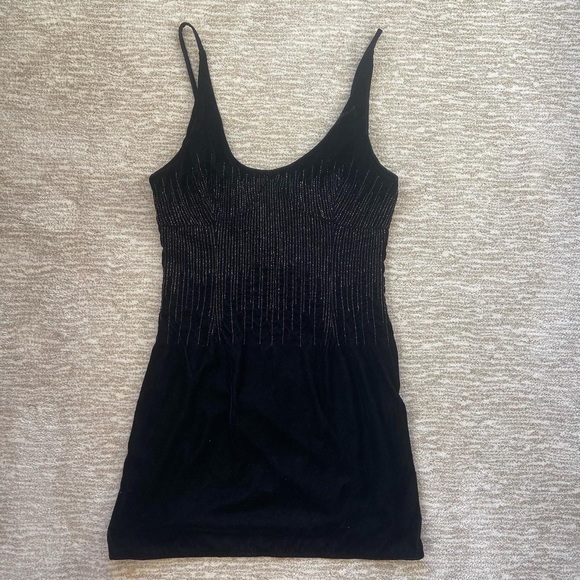 Urban Outfitters Dresses & Skirts - NWT velvet 90s inspired dress
